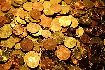 Viele Euromünzen (Quelle: https://pixabay.com/de/geld-m%C3%BCnzen-eurom%C3%BCnzen-w%C3%A4hrung-515058/)